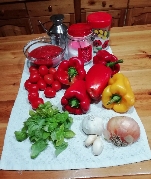 Salsa di peperoni. Un piccolo, saporito tesoro