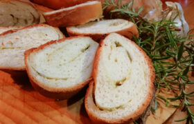 Pane all’aglione. Un sapore della tradizione toscana