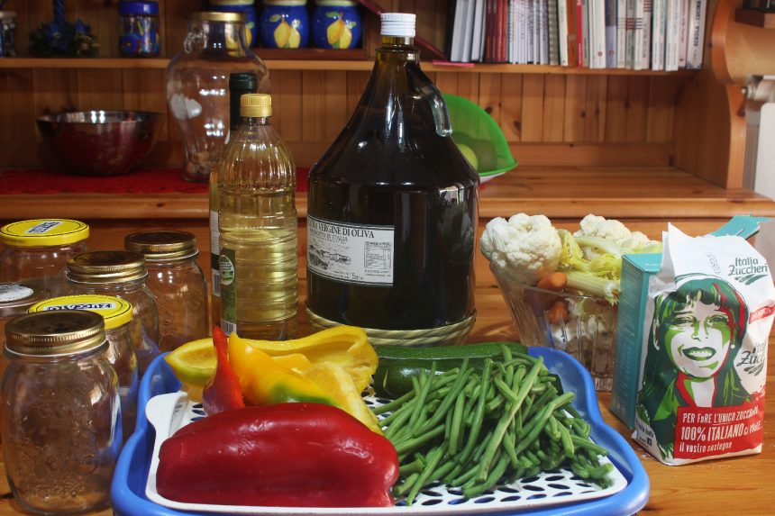 Giardiniera di verdure in agrodolce