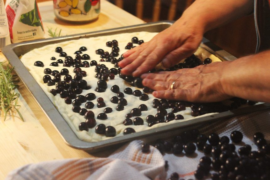 Schiacciata con l'uva