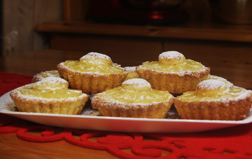 Tortini con ananas e yogurt