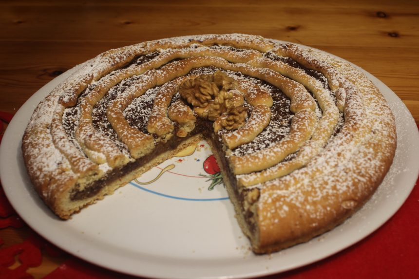 Torta di datteri e noci alla Betta