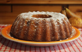 Ciambellone pere e ricotta