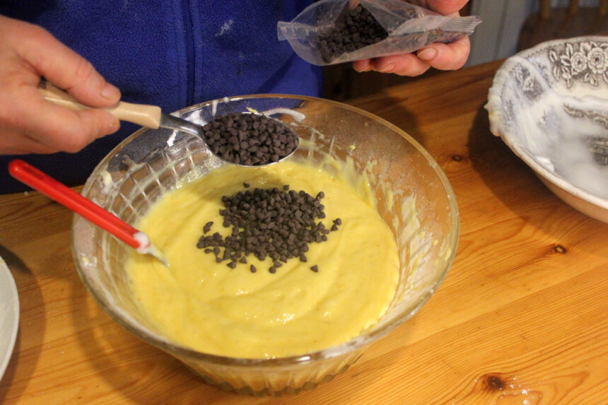 Torta di marmellata di pere e cioccolato